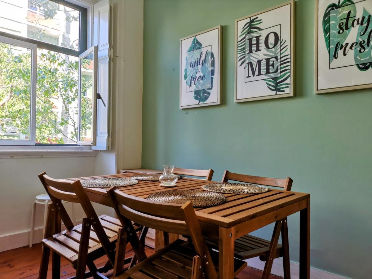 Tradicional Portuguese Apartment Lisboa Exteriör bild