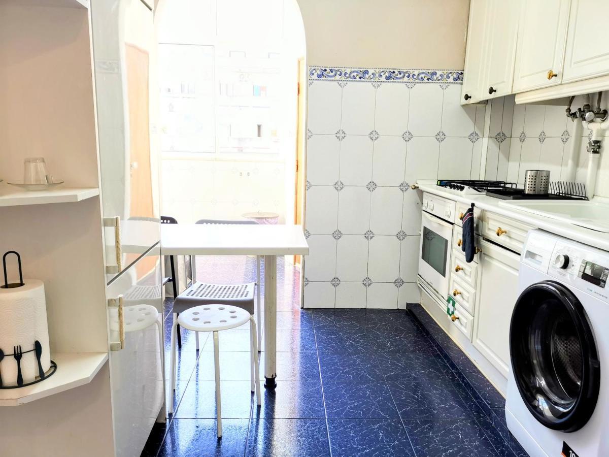 Tradicional Portuguese Apartment Lisboa Exteriör bild